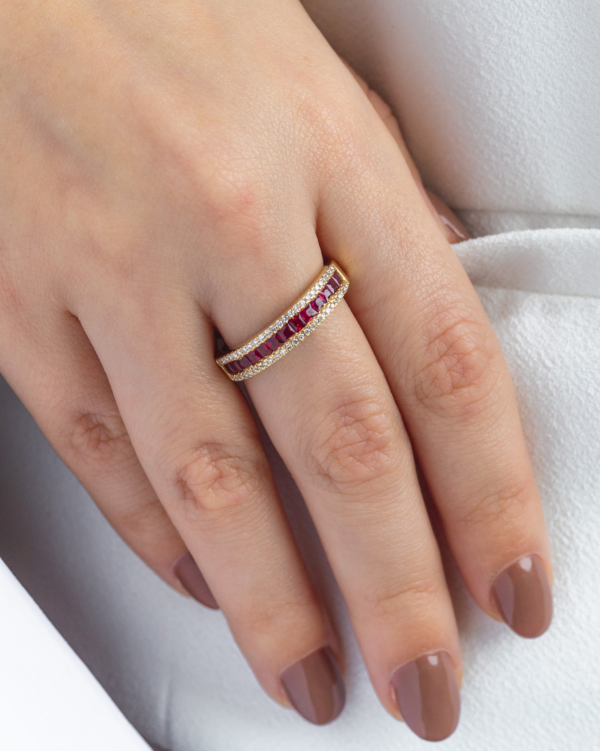 Churumbela de Rubí y Diamantes – Oro Amarillo 14k