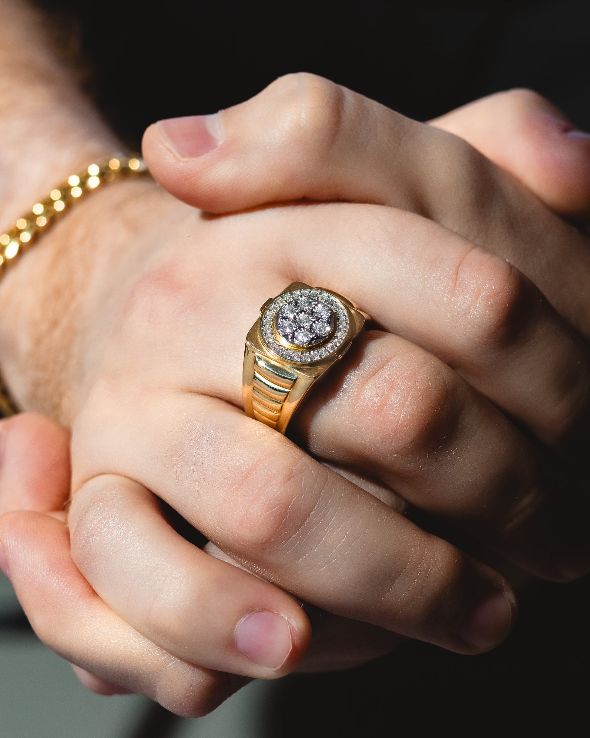 Anillo de Caballero con Brillantes – Oro 14K