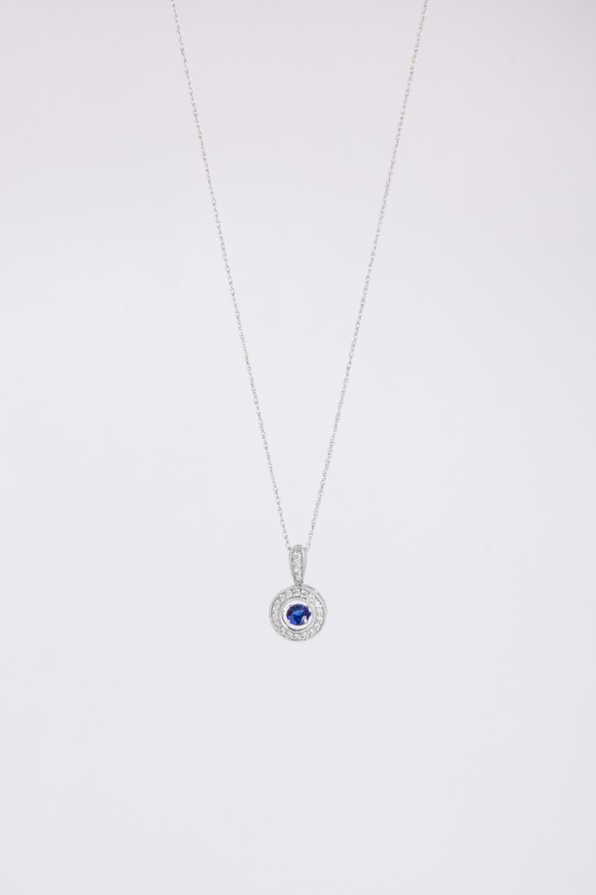 Dije Zafiro con Círculo de Diamantes – Oro Blanco 14k