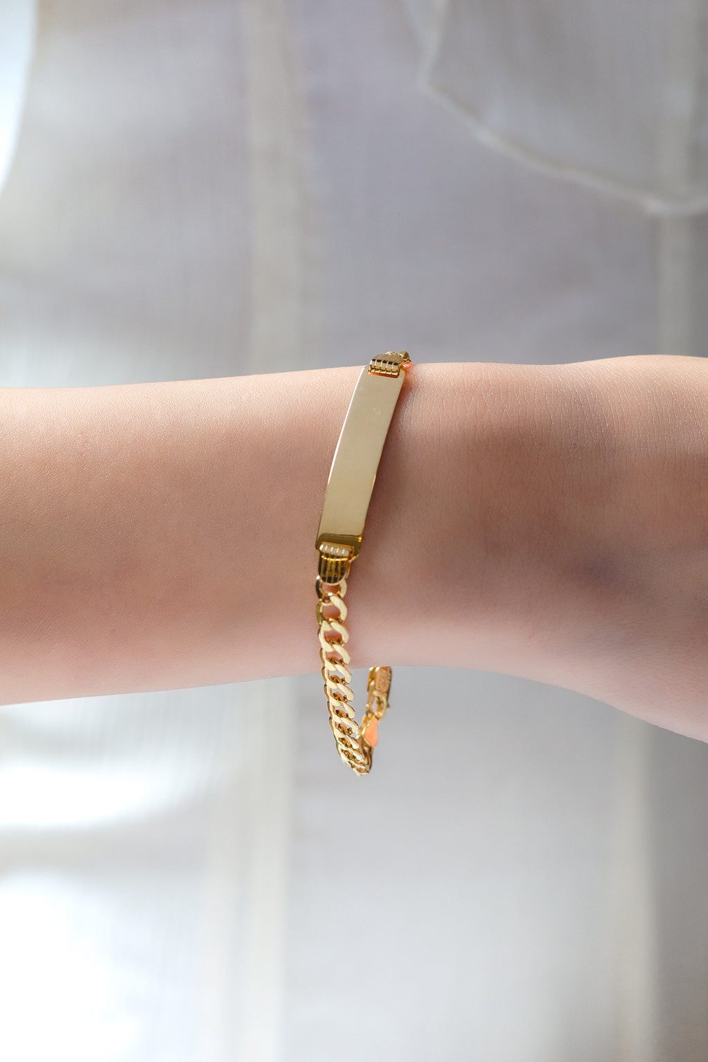 Esclava Tipo Barbada con Placa Personalizable - Oro Amarillo 10k