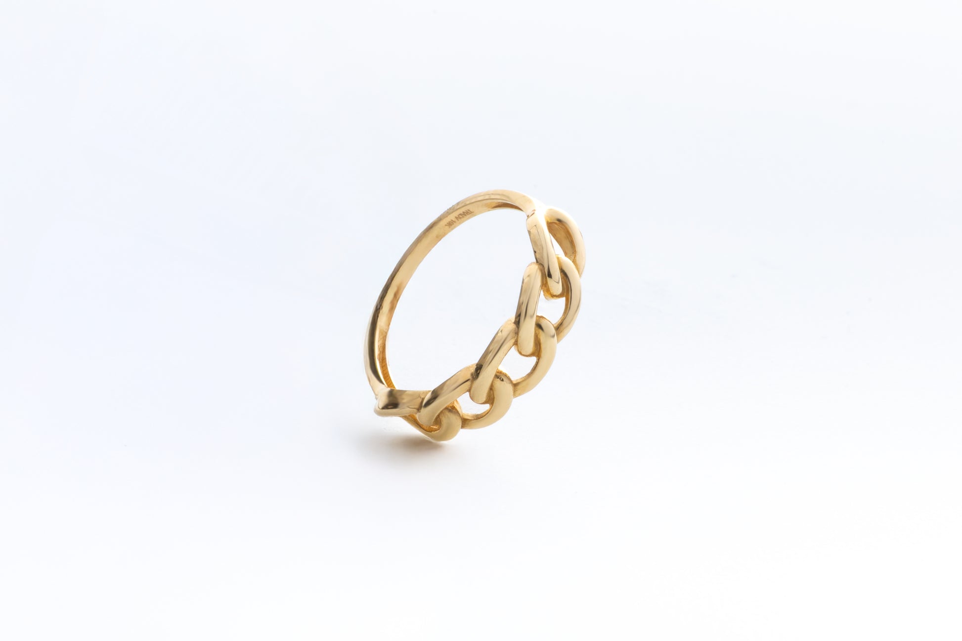Anillo en Oro Amarillo 10k - Diseño Eslabones Entrelazados