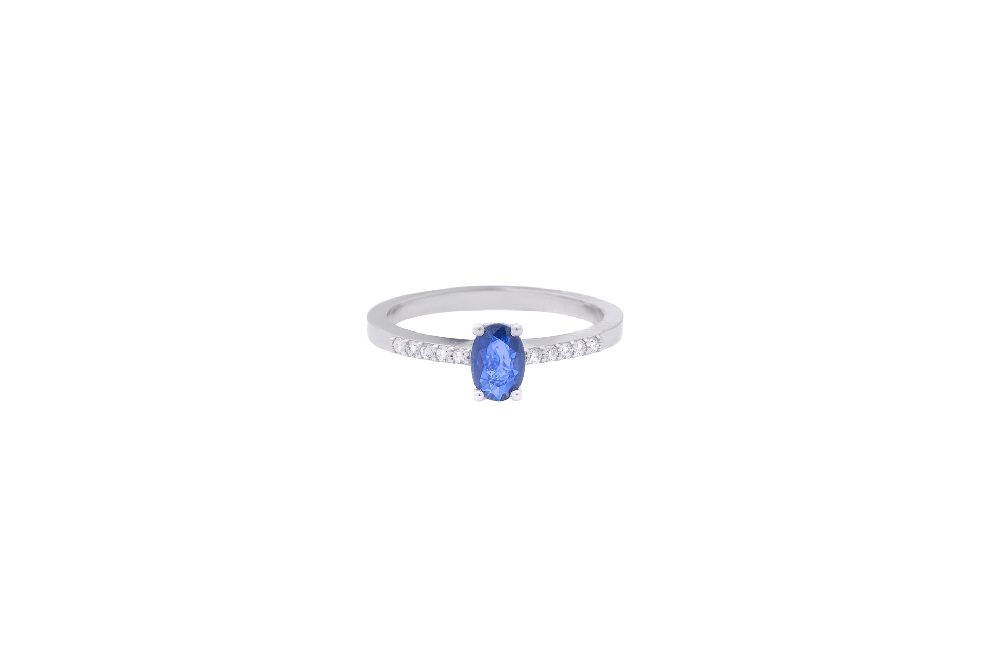 Anillo de Zafiro Oval con Diamantes en Banda - Oro Blanco 14k